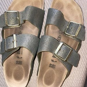 39 Birkenstock (green/gold/olive color)